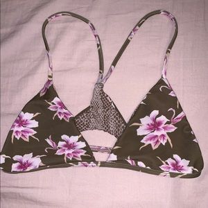 ❌SOLD❌ Acacia Swimwear Shaka Top in Capsule Aloha